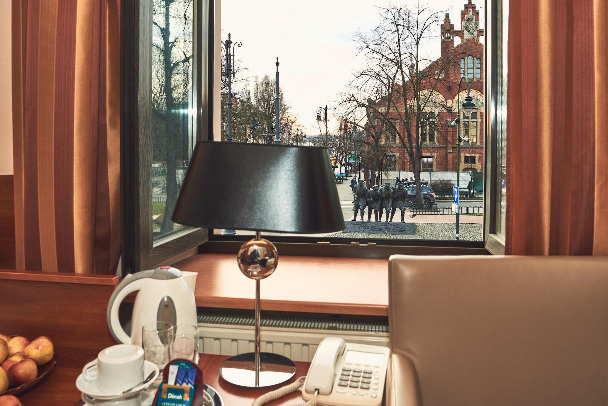 Nobilton Hotel Krakau Buitenkant foto