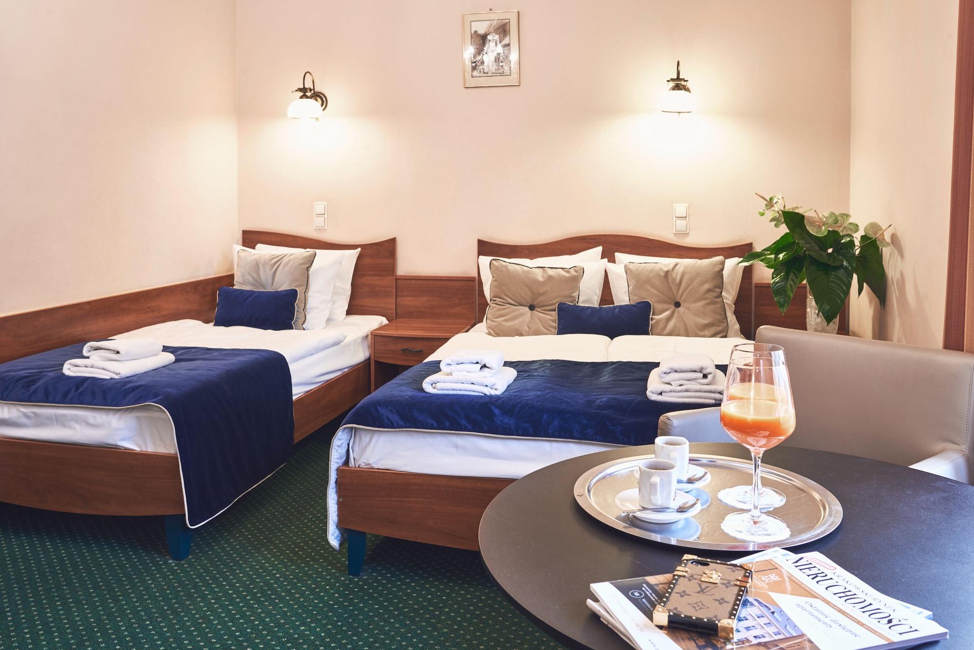 Nobilton Hotel Krakau Buitenkant foto