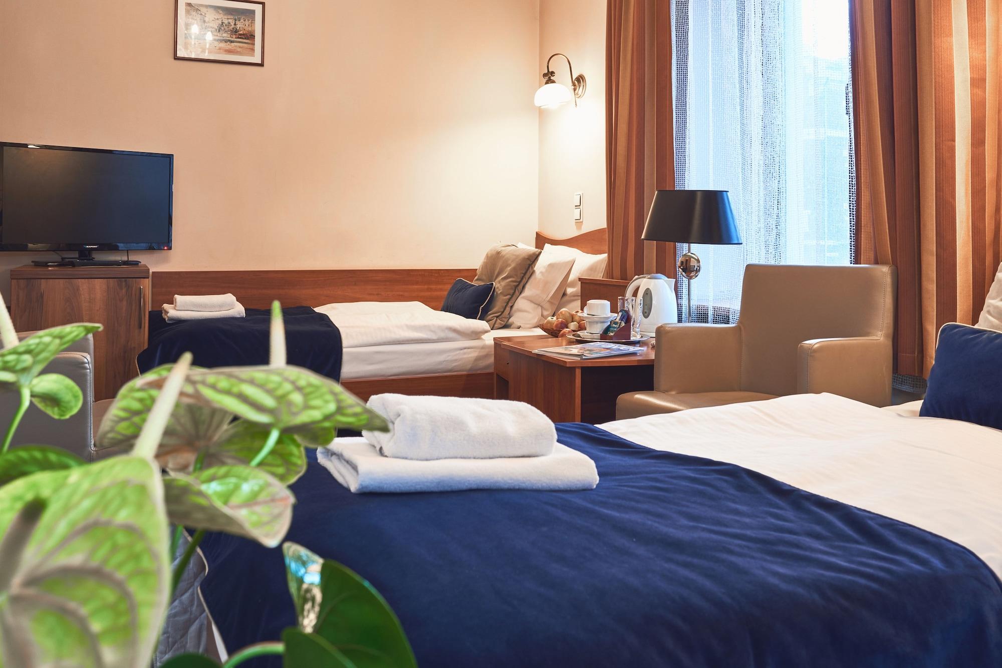 Nobilton Hotel Krakau Buitenkant foto