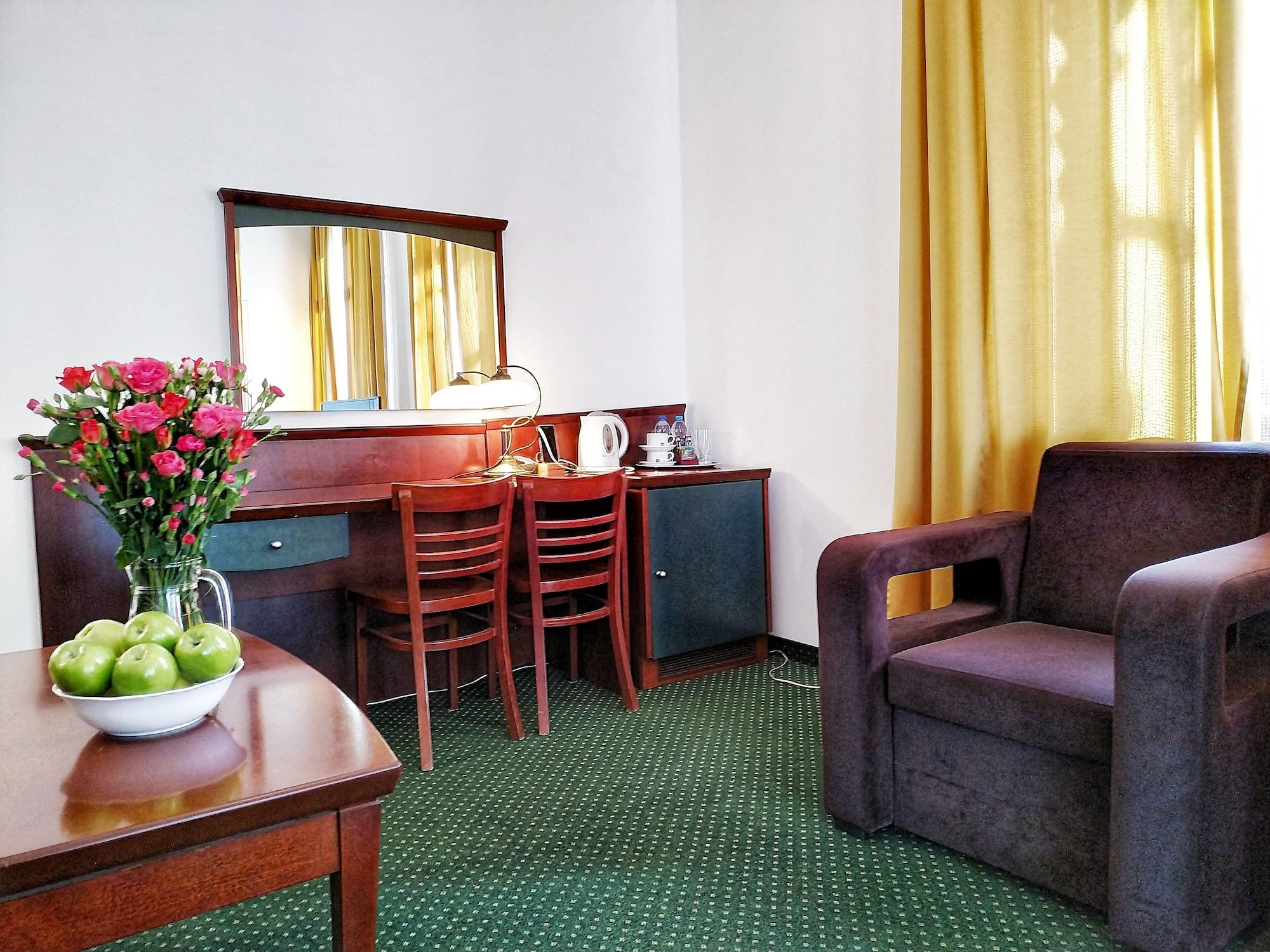 Nobilton Hotel Krakau Buitenkant foto