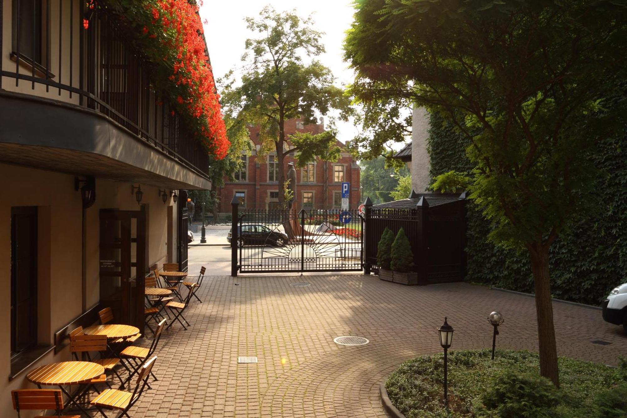 Nobilton Hotel Krakau Buitenkant foto