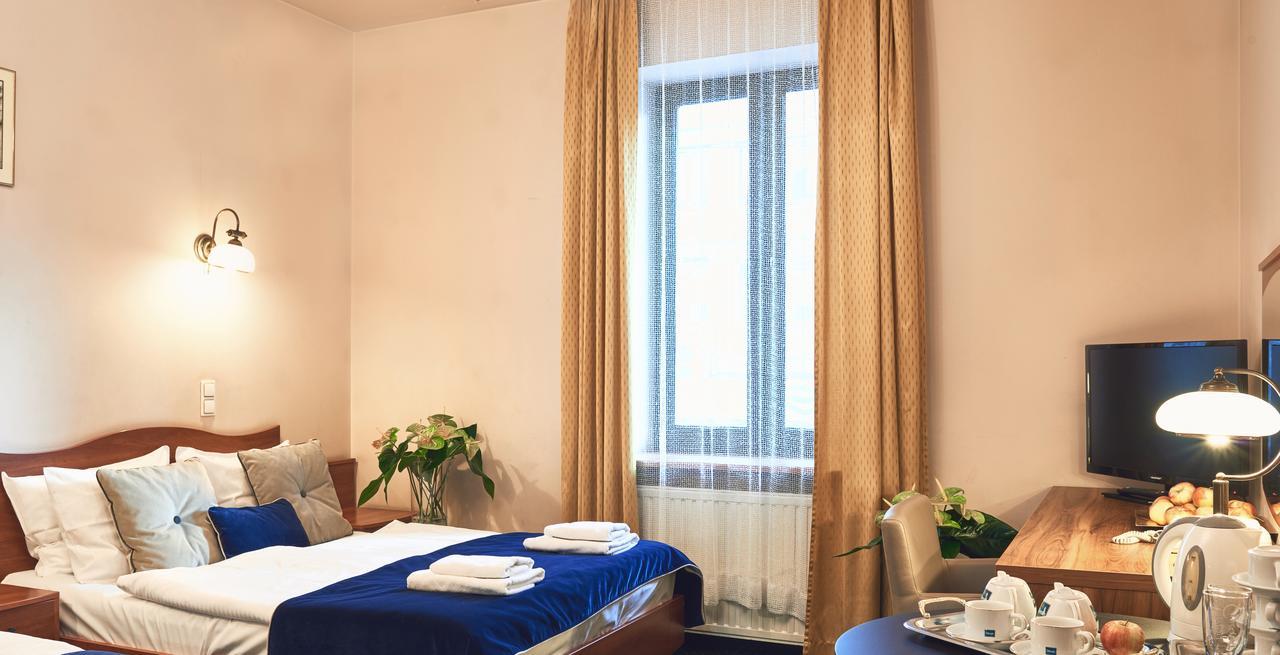 Nobilton Hotel Krakau Buitenkant foto
