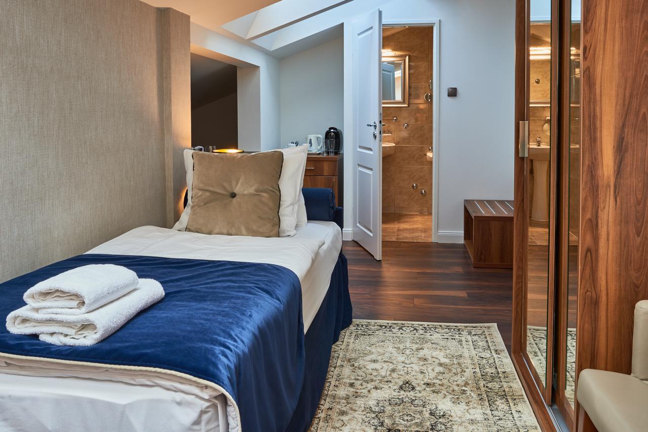 Nobilton Hotel Krakau Buitenkant foto